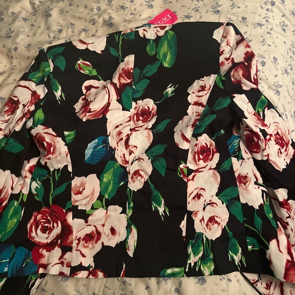 Blazer - Picture 2 of 4